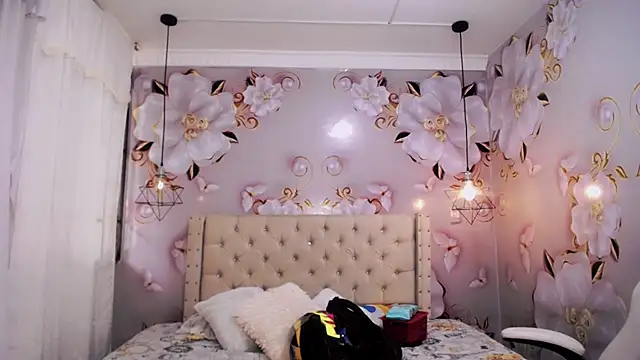 jasmin brunette  online show from January 23, 2025, 3:01 pm