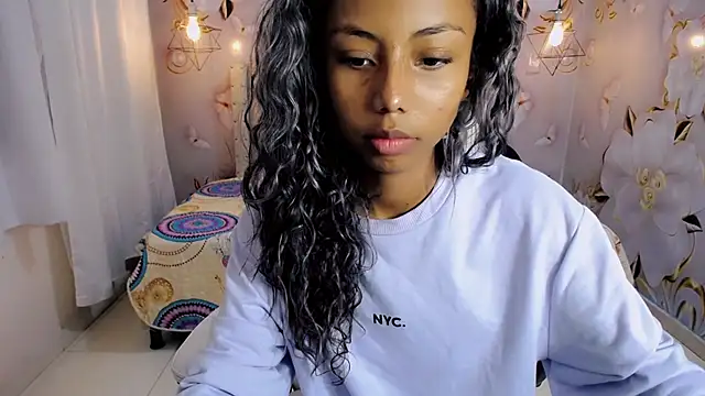 jasmin brunette  online show from February 20, 2025, 11:42 am