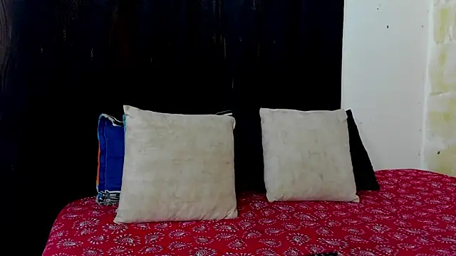 Lauren Hills069 online show from September 23, 2025, 10:06 pm