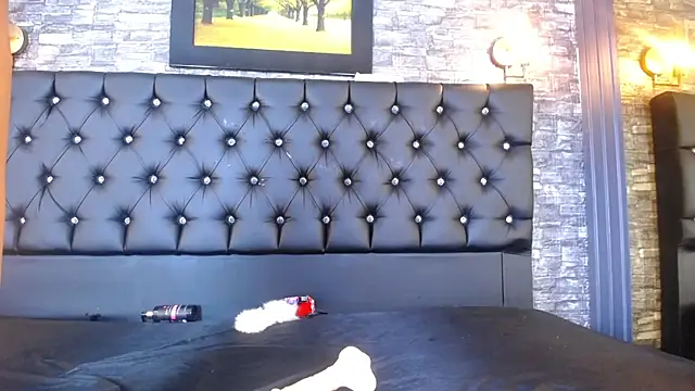 Malory Cortez online show from November 9, 2025, 9:02 am