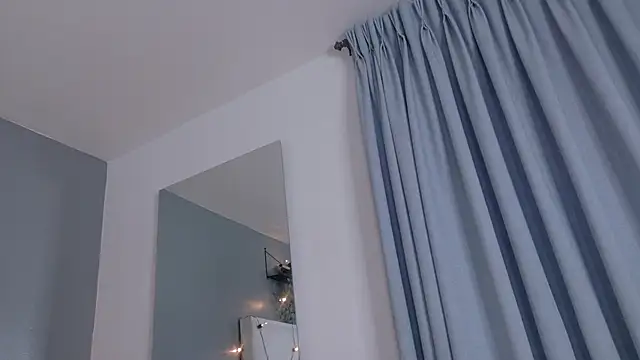 LilithSmith  online show from December 15, 2025, 11:38 am