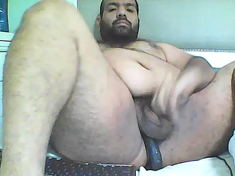lukacavani33 online show from June 29, 2026, 2:39 pm
