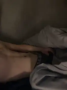 Snapshot of teenboy2737 chatting on February 10, 2026, 12:42 am teenboy2737 online show from February 10, 2026, 12:42 am