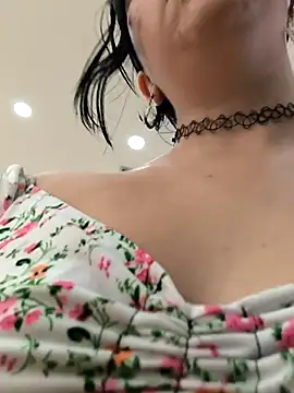 GerallFoxxx online show from April 28, 2026, 4:00 pm