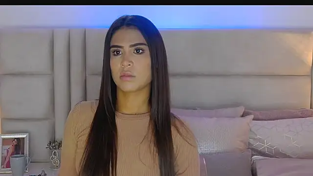 Snapshot of HaileyBaldwin chatting on February 2, 2025, 8:19 pm HaileyBaldwin online show from February 2, 2025, 8:19 pm