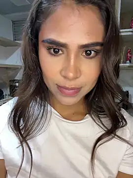 Snapshot of HaileyBaldwin chatting on January 25, 2025, 1:54 am HaileyBaldwin online show from January 25, 2025, 1:54 am