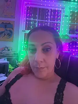 DeeLight124 online show from September 9, 2025, 7:29 am