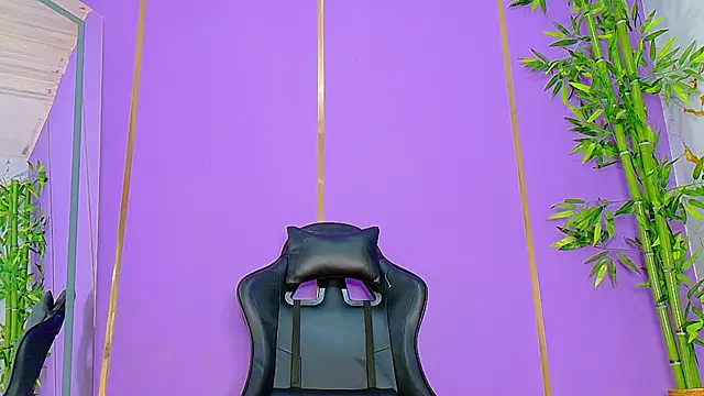 scarlet-jonesx online show from October 25, 2025, 12:21 am