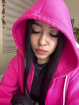Snapshot of Starliee__ chatting on February 27, 2025, 11:59 pm Starliee online show from February 27, 2025, 11:59 pm