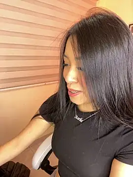 Snapshot of Starliee__ chatting on October 1, 2025, 1:55 am Starliee online show from October 1, 2025, 1:55 am