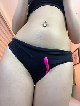 Snapshot of Starliee__ chatting on September 8, 2025, 11:48 pm Starliee online show from September 8, 2025, 11:48 pm