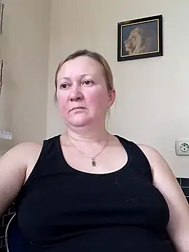 Snapshot of blondyaguar chatting on January 17, 2025, 9:49 am blondyaguar online show from January 17, 2025, 9:49 am