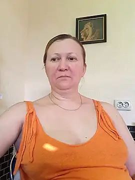 Snapshot of blondyaguar chatting on February 21, 2025, 2:16 pm blondyaguar online show from February 21, 2025, 2:16 pm