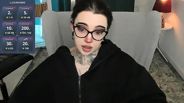 Snapshot of Dixi_Pixi_ chatting on July 16, 2026, 10:23 am Dixi Pixi online show from July 16, 2026, 10:23 am
