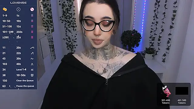 Dixi Pixi  online show from May 9, 2026, 5:33 am