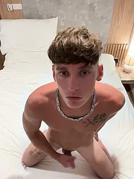 Hornyyoungstud123 online show from July 7, 2026, 7:17 pm