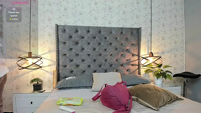 MissSussy online show from November 7, 2025, 11:37 am