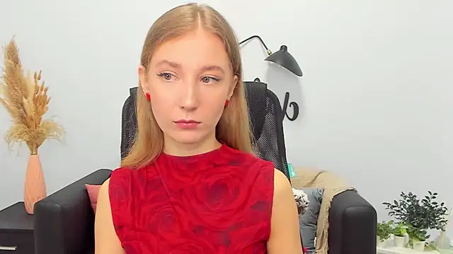 LolaWilsons online show from February 24, 2025, 6:16 am