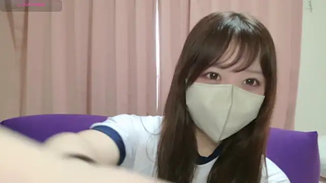 sara-a-jp online show from March 12, 2025, 5:46 am