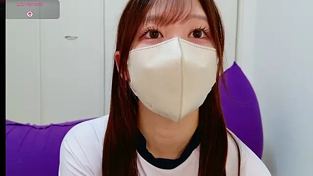 sara-a-jp online show from October 2, 2025, 3:54 am