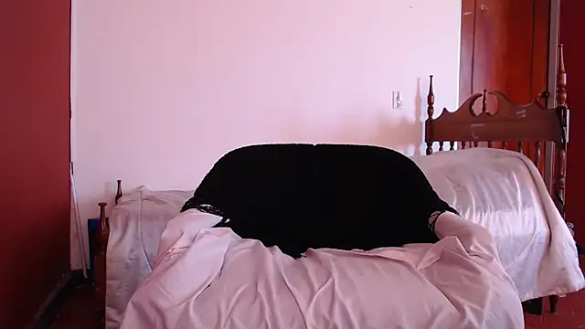 Freyja eter online show from October 30, 2025, 8:06 pm