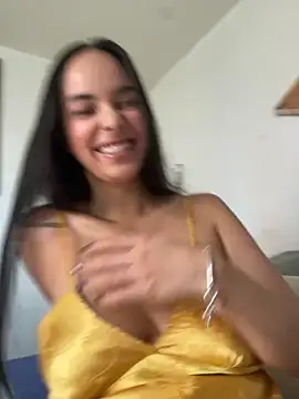 gabyaridi online show from October 7, 2025, 3:35 pm