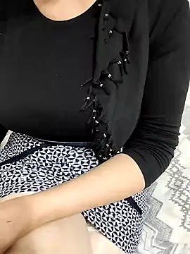 Snapshot of _Sahra_ chatting on November 13, 2025, 6:56 pm Sahra online show from November 13, 2025, 6:56 pm