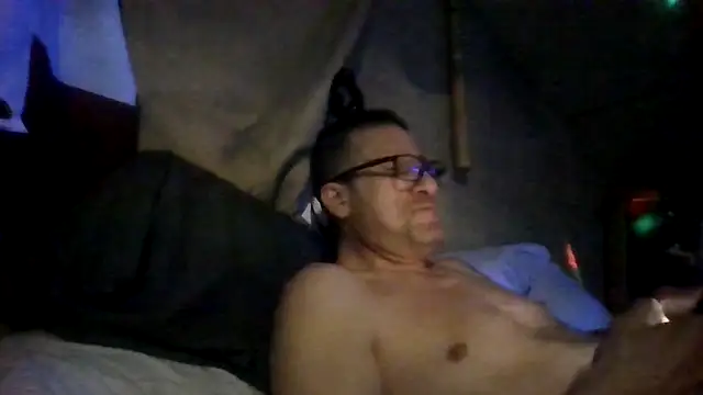 Snapshot of Manwhorxxlcock chatting on October 25, 2025, 5:39 am Manwhorxxlcock online show from October 25, 2025, 5:39 am