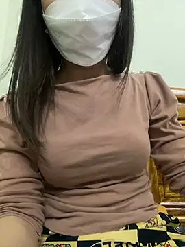 Tuongvy05 online show from March 10, 2025, 9:12 am