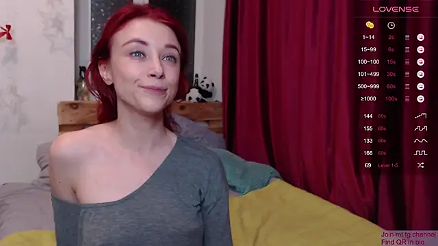 Snapshot of spoilme_gently chatting on October 21, 2025, 5:23 pm spoilme gently online show from October 21, 2025, 5:23 pm