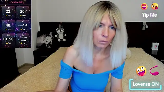 Snapshot of Hanna_Becrett17 chatting on June 19, 2026, 3:45 am Hanna Becrett17 online show from June 19, 2026, 3:45 am