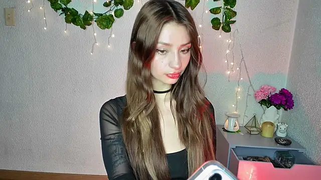 Snapshot of ari_kat chatting on February 10, 2025, 2:52 am ari kat online show from February 10, 2025, 2:52 am