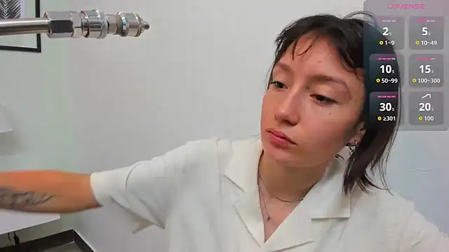 lizzy davis 1 online show from October 15, 2025, 12:24 pm