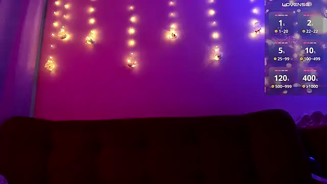 ohpetitemuse online show from November 14, 2025, 7:17 pm