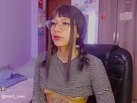 melissahowl online show from June 3, 2026, 1:45 pm