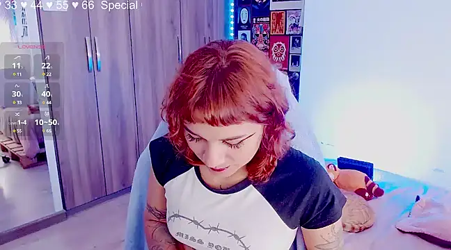 melissahowl online show from March 12, 2025, 7:36 pm