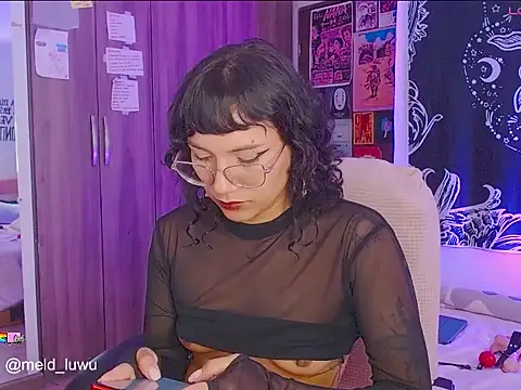 melissahowl online show from November 13, 2025, 4:00 pm