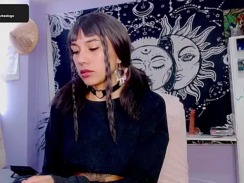 melissahowl online show from July 20, 2026, 12:51 pm