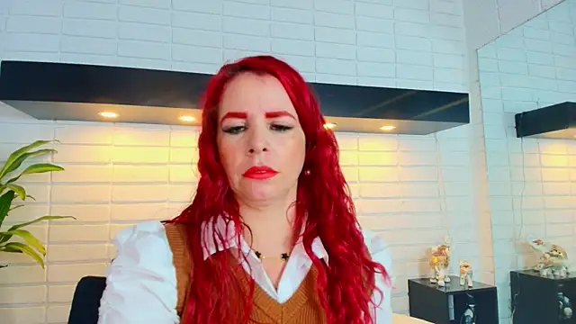 HannaBrave online show from October 30, 2025, 12:03 pm