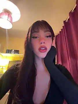 Carlita cute online show from October 14, 2025, 9:36 pm