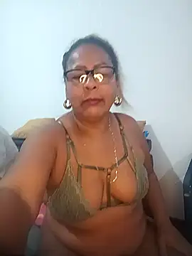 Afroditabichota online show from November 15, 2025, 1:09 am