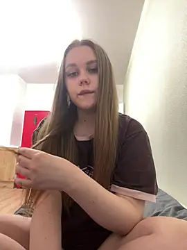 Marylallka5 online show from April 4, 2026, 2:01 pm