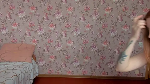 Lolly Haze online show from May 25, 2026, 4:12 am