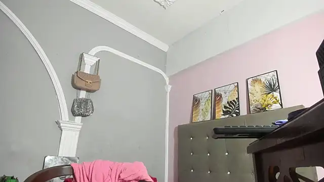 sexy-luna-star-ts online show from January 15, 2026, 5:27 pm