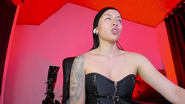 MistressVenena online show from November 27, 2025, 9:59 pm