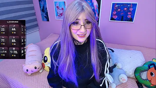 Miwa violet online show from March 12, 2026, 7:40 pm