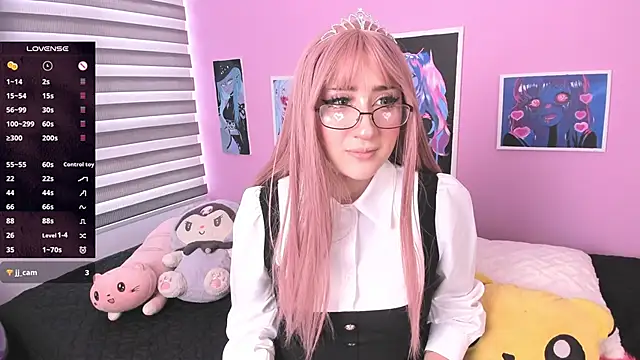 Miwa violet online show from February 3, 2025, 10:11 pm