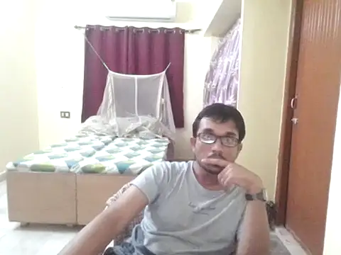 Snapshot of THE_NAKED_BOY chatting on May 26, 2026, 1:20 pm THE NAKED BOY online show from May 26, 2026, 1:20 pm
