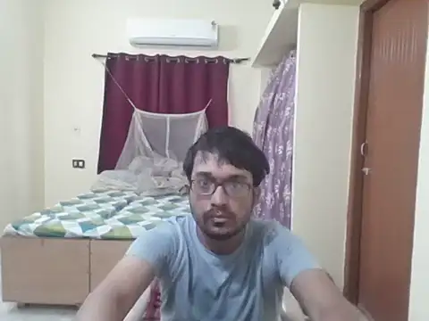 Snapshot of THE_NAKED_BOY chatting on June 9, 2026, 4:13 am THE NAKED BOY online show from June 9, 2026, 4:13 am