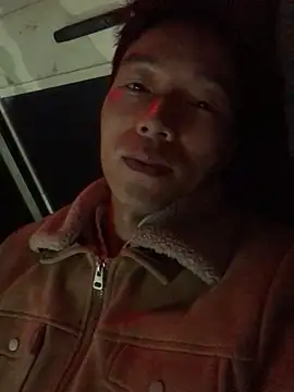 xhqds online show from December 14, 2024, 11:18 am